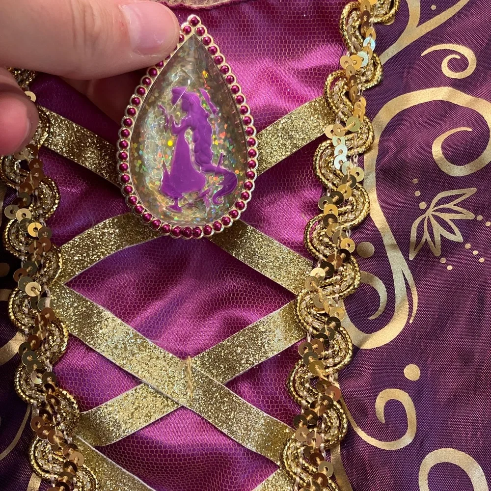 Disney Rapunzel Prince Costume 4-6X imperfect